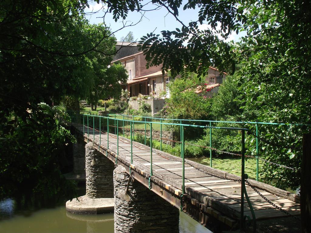 فيلا Le Moulin Neuf بوبرو-أن-موج الغرفة الصورة